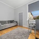 Carlisle 3Bed Sleeps 6
