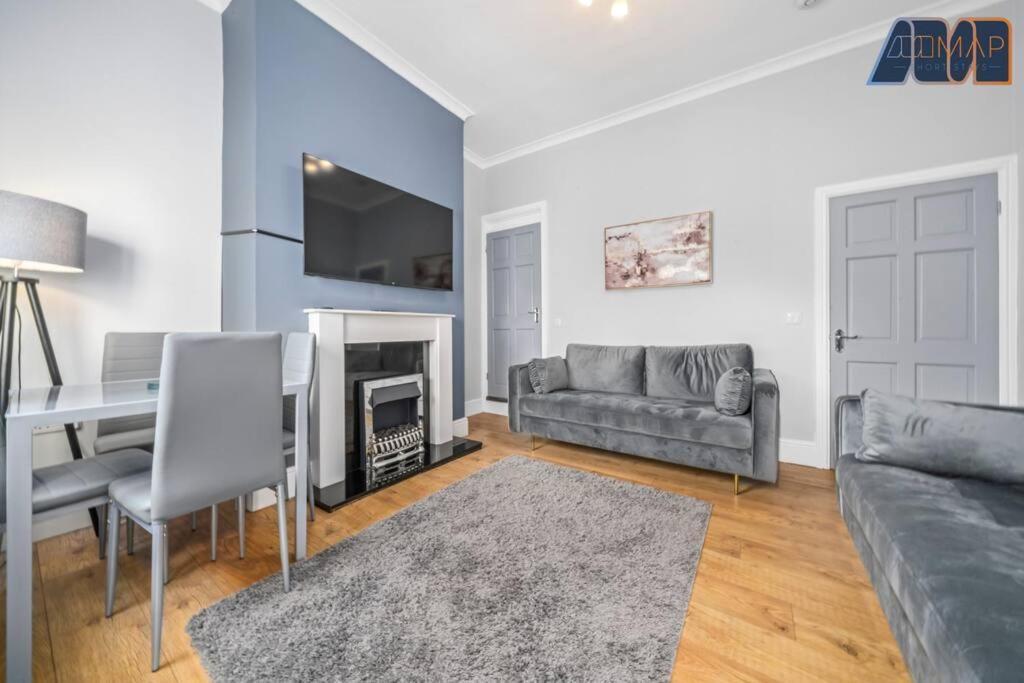 Apartment Carlisle 3bed Sleeps 6 *